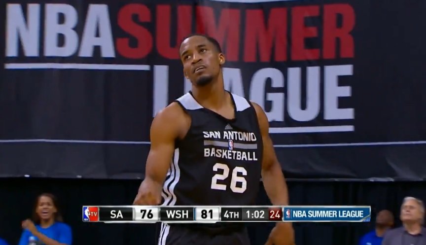 L&rsquo;impressionnant And1 aveugle du Spur Bryce Cotton