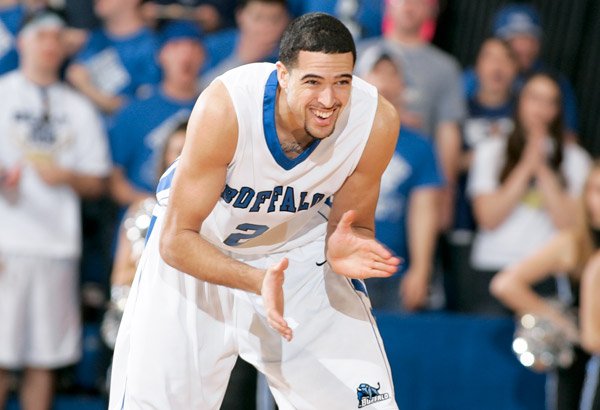 Les Warriors signent Mitchell Watt