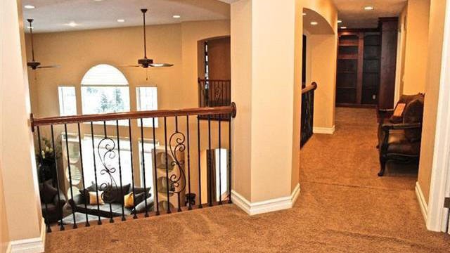 la-fi-hotprop-kyrie-irving-house-20141010-phot-010 | Basket Infos