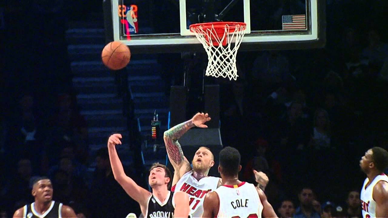 Le superbe reverse de Sergey Karasev pour éviter Chris Andersen
