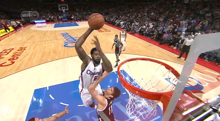 Top 10 dunks de janvier: Kevin Durant, DeAndre Jordan, Nikola Vucevic et Archie Goodwin en mode poster 