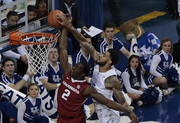 Le scotch monstrueux de Willie Cauley-Stein sur Alandise Harris