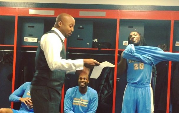 Vidéo: quand Brian Shaw rappe pour donner ses consignes