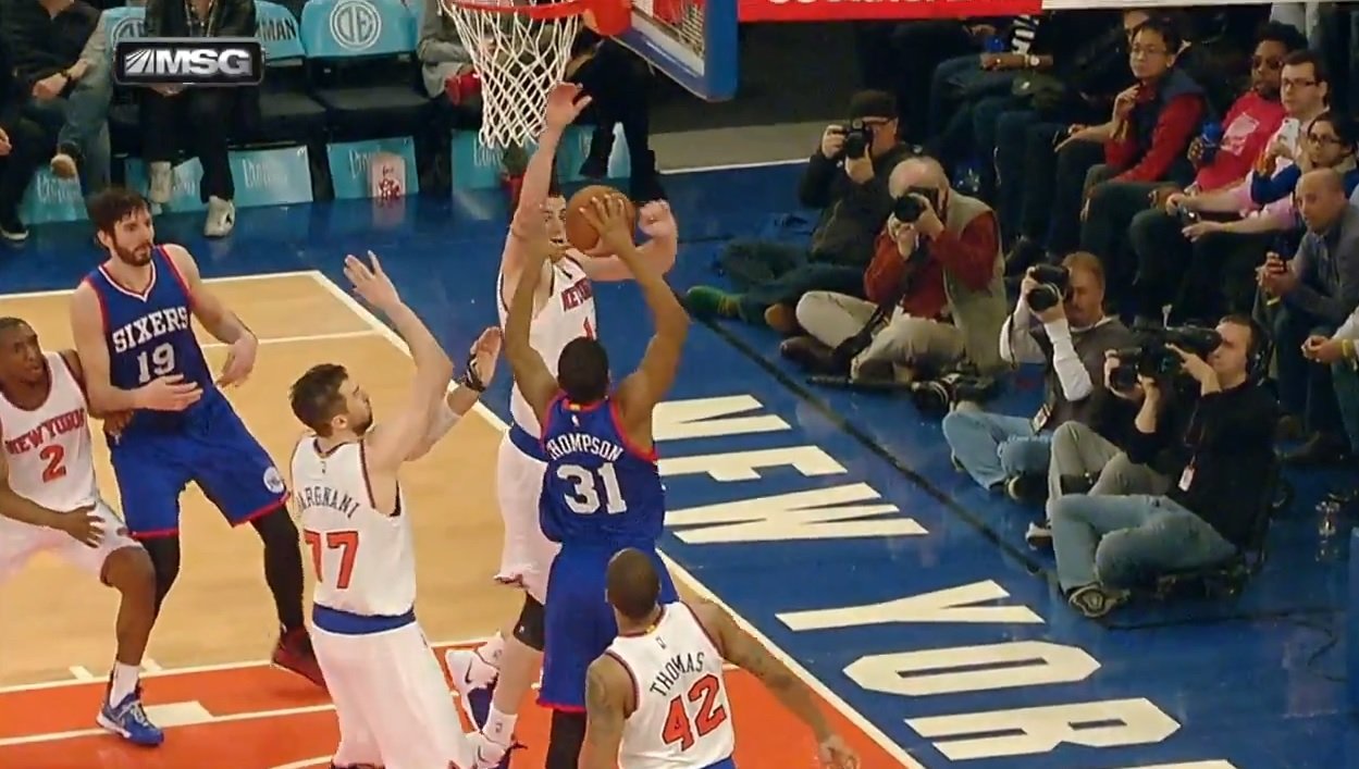 Le contre magnifique de Jason Smith sur la tentative de poster de Hollis Thompson