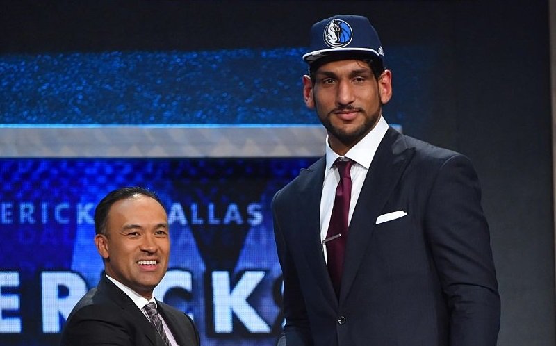 Une première dans l&rsquo;histoire pour Satnam Singh et les Mavs