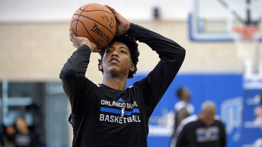 Un plus beau shoot pour Elfrid Payton la saison prochaine ?