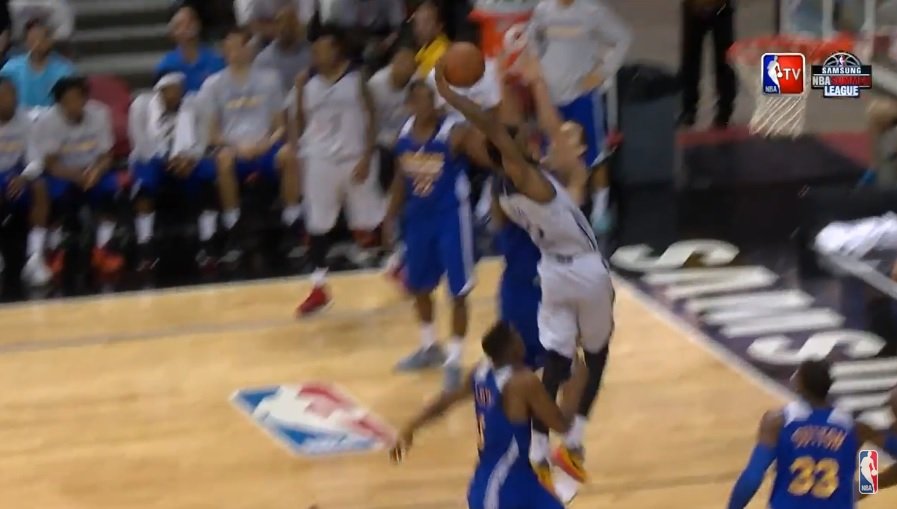 Les tomars de Glen Robinson III et Victor Rudd