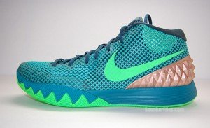 kyrie-1-australia-09 | Basket Infos