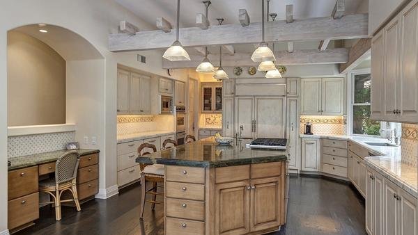 la-fi-hotprop-gordon-hayward-house-20151023-ph-006 | Basket Infos