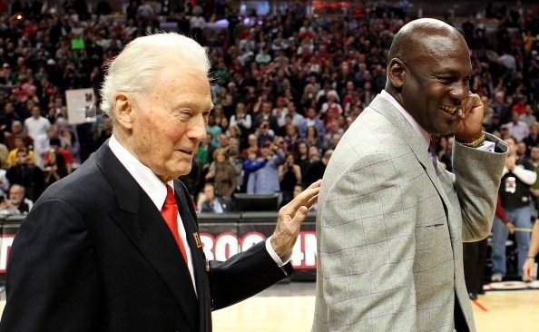 Johnny Bach et Michael Jordan | Basket Infos