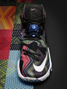 SP16_BHM_BB_LEBRON_FRONT_D2_51725 | Basket Infos
