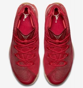 jordan-melo-m12-red-gum-5 | Basket Infos