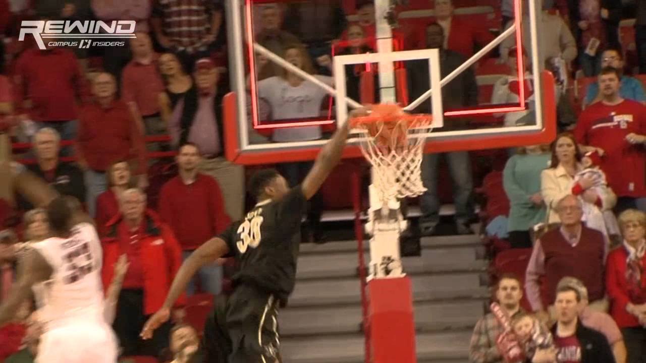 NCAA : Damian Jones emmène Vanderbilt en prolongation sur un dunk au buzzer