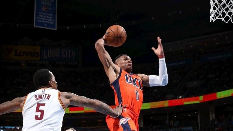 Top 10 NBA: Russell Westbrook fait encore souffrir le cercle; Slow Mow se paye les Suns