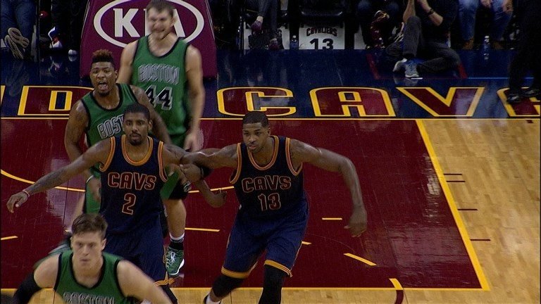 Bêtisier: Popovich hallucine! Rudy Gobert à l&rsquo;honneur; Irving-Thompson inventent un nouvel écran