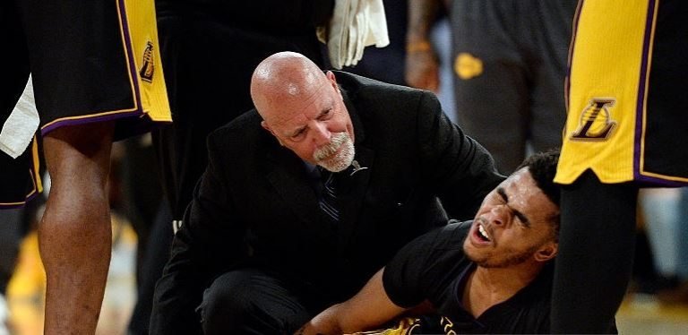 Vidéo : D&rsquo;Angelo Russell à nouveau blessé