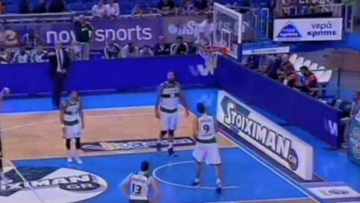 L&rsquo;incroyable fail de Miroslav Raduljica