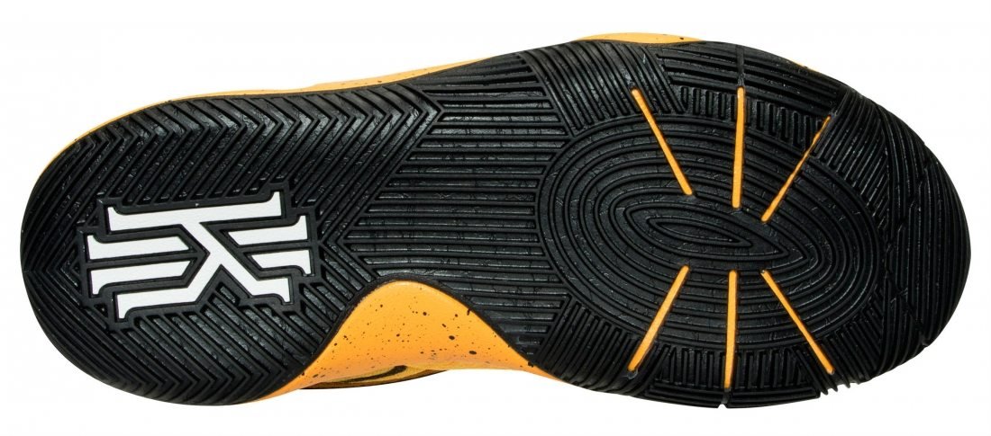 school-bus-kyrie-2-5_u7dmgb | Basket Infos