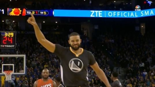 Vidéo: JaVale McGee s’est déjà assuré sa place dans le Shaqtin’A Fool de la semaine | Basket Infos