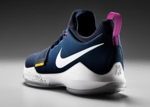 16-420_Nike_PG1_Blue_Heel-01_66569 | Basket Infos