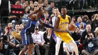 Dans le Texas les Lakers arrachent un 4ème succès de suite en prolongation ! | Basket Infos