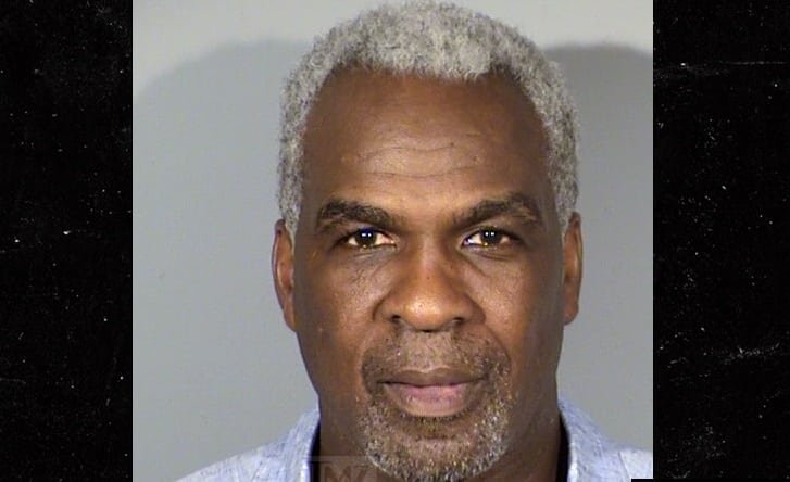 0711-charles-oakley-mug-1 | Basket Infos