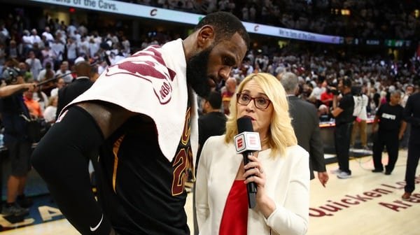 Coronavirus : Doris Burke testée positive