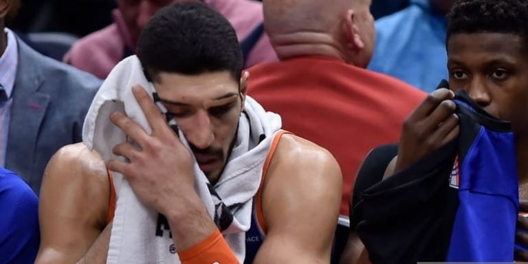 Enes Kanter a rencontré le GM des Knicks : « Désolé mais je ne vais pas accepter de perdre »
