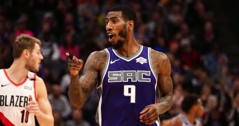 Ça chauffe entre Jusuf Nurkic et Iman Shumpert; Le King tente de pénétrer dans le vestiaire des Blazers