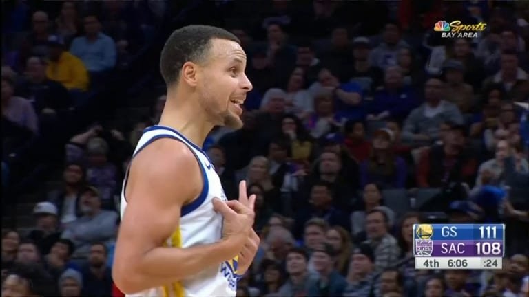 Stephen Curry se fait siffler un marcher sur un stepback et montre le numéro 13 sur son maillot aux arbitres | Basket Infos