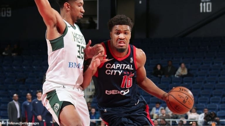 Darel Poirier avec les Spurs en Summer League