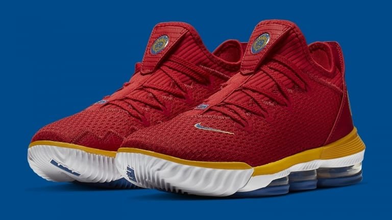 Kicks : Les Nike LeBron 16 Low « SuperBron »