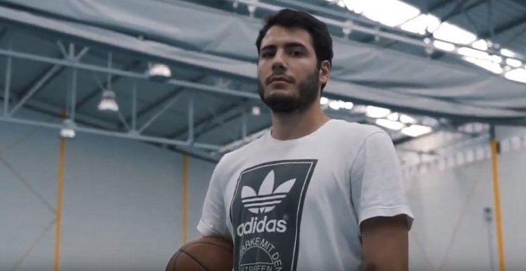 Alex Abrines explique sa longue absence et annonce son retour