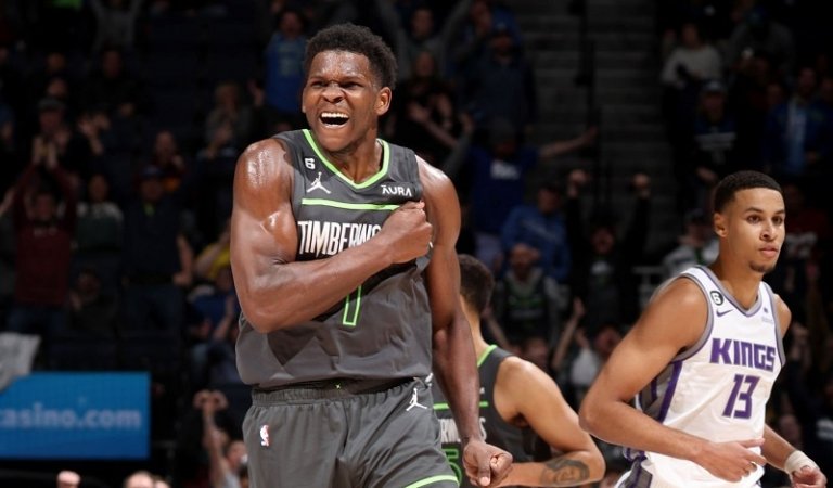 Anthony Edwards : « Je me fous d&rsquo;être All-Star, tant que mon équipe va en playoffs, ça me va »